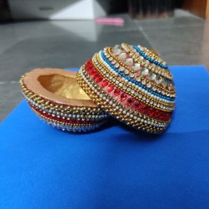 Wedding Decorative Dry Coconuts Style 6