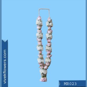 Mums Garland 023