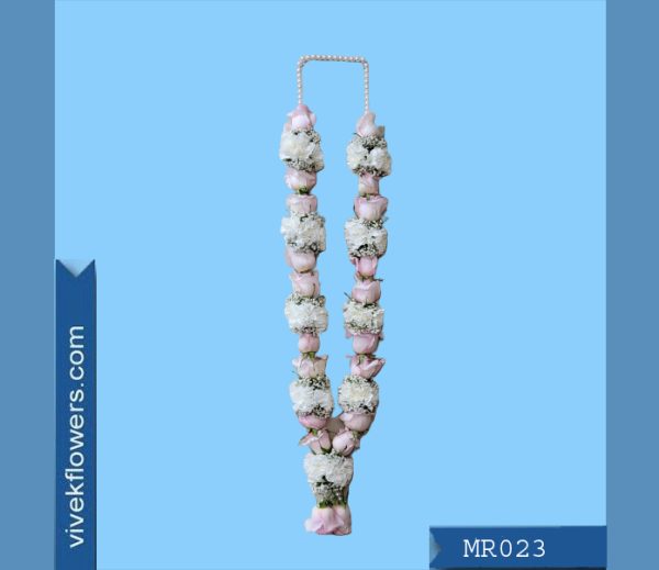 Mums Garland 023