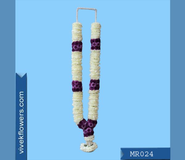 Mums Garland 024