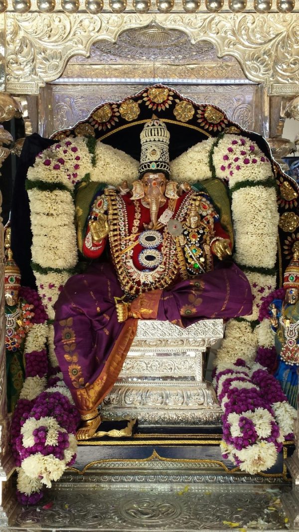 Temple Garlands - TG 045